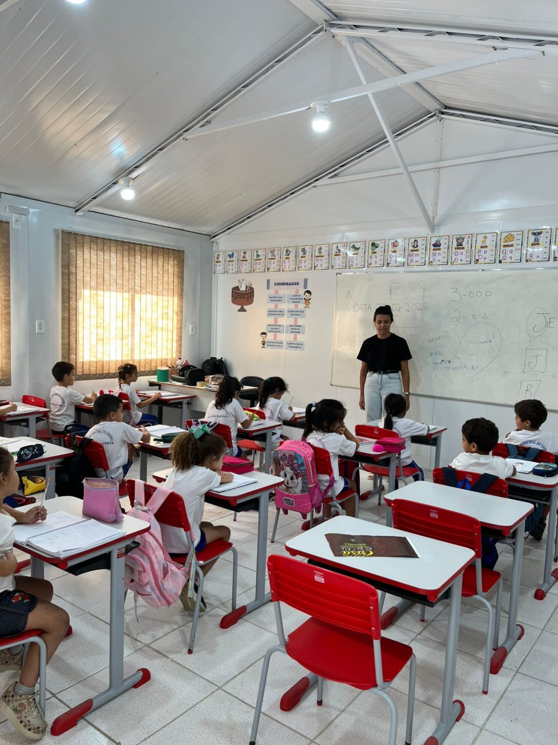 Secretaria de Educação de São João Batista amplia adesão a programas e formações para fortalecer alfabetização e elevar o Ideb