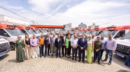 Governo do Estado repassa ambulância para implantação de base do SAMU em São João Batista