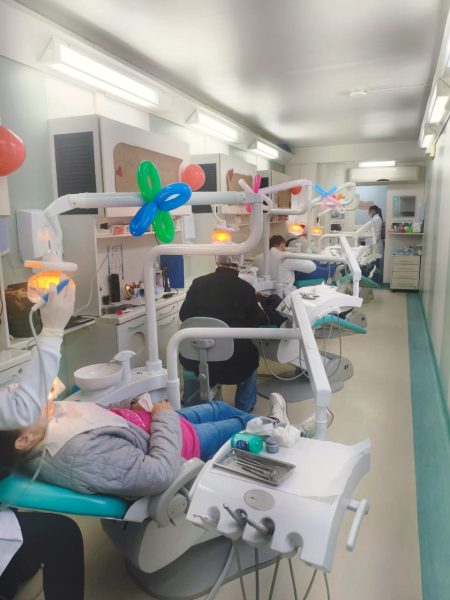 Ação especial do OdontoSesc acolhe mulheres atendidas pela Rede Feminina de Combate ao Câncer em São João Batista