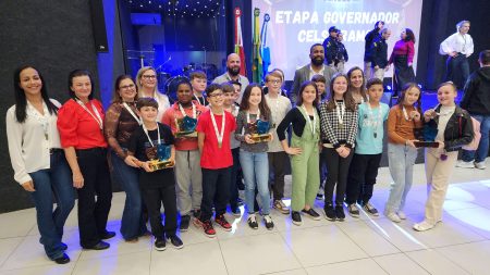 Escola Reunida Prefeito Sinézio Octaviano Dadam vence etapa regional do Fetran/SC
