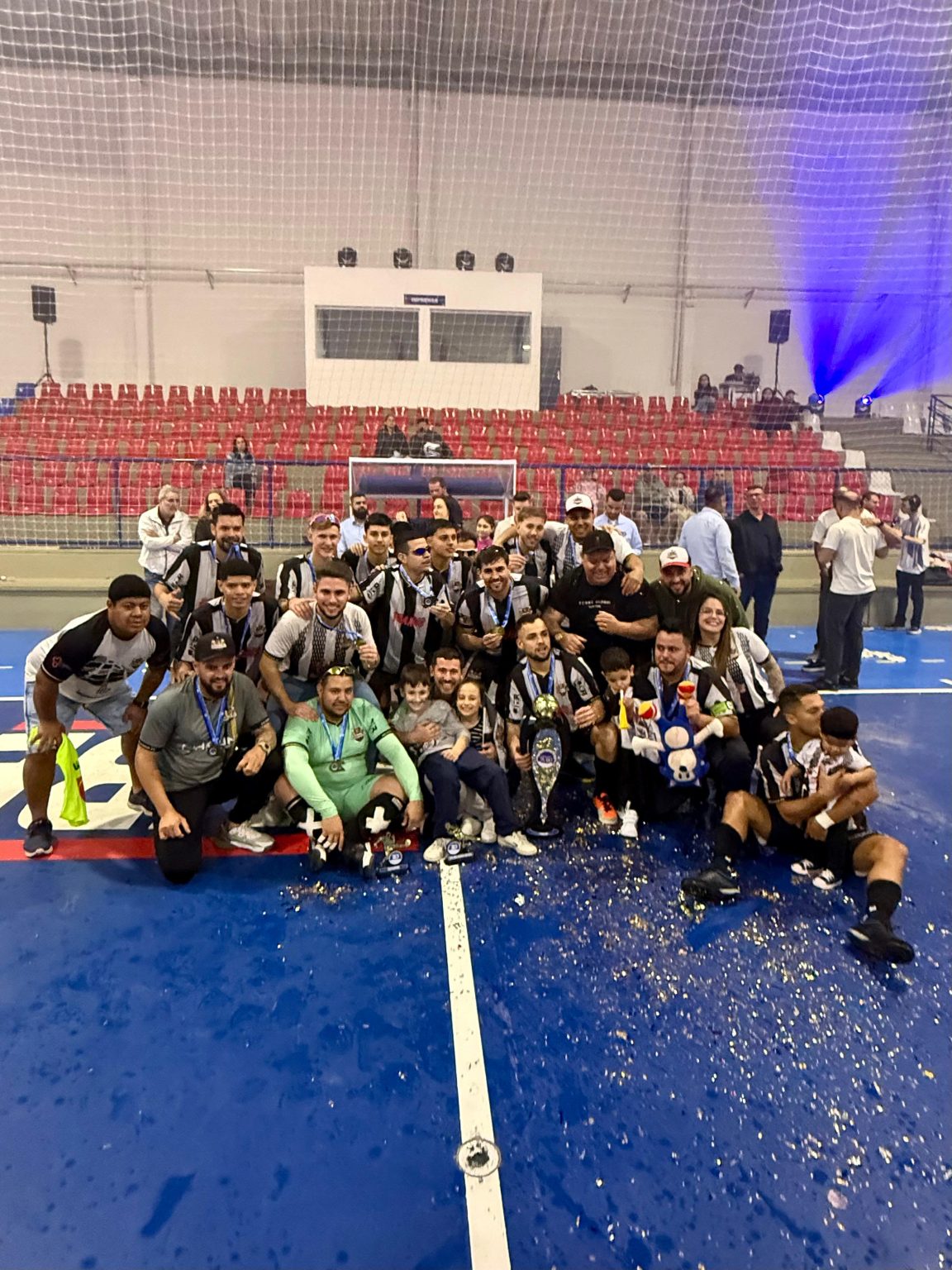 Resenha conquista o Campeonato Municipal de Futsal de São João Batista 2025