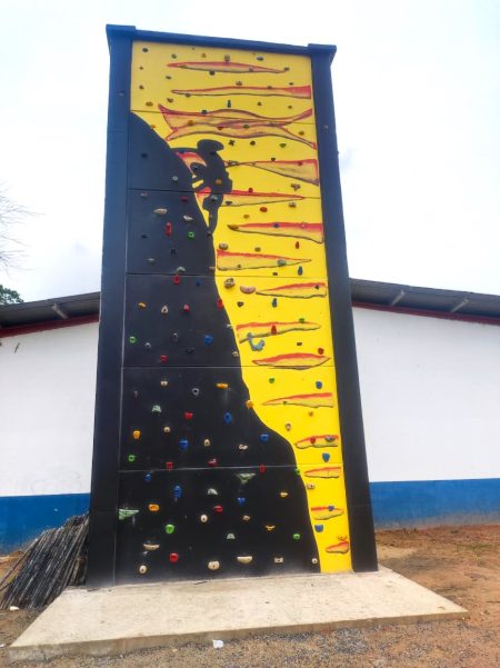 Viabilizado com recursos do FIA, paredão de escalada dos escoteiros será inaugurado neste sábado (11/10)