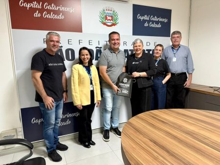 Executivo Municipal de São João Batista recebe reitora da Unifebe para tratar sobre possibilidade de futuras parcerias