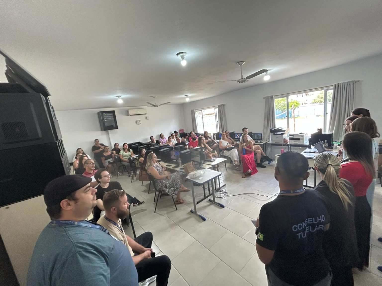 Aplicação do protocolo da Escuta Especializada no ambiente escolar é pauta de reunião