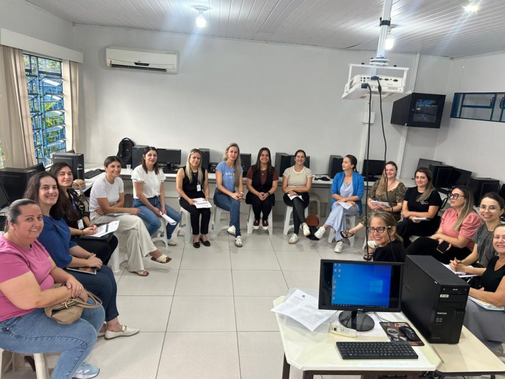 Prefeitura de São João Batista institui Comitê Municipal da Primeira Infância