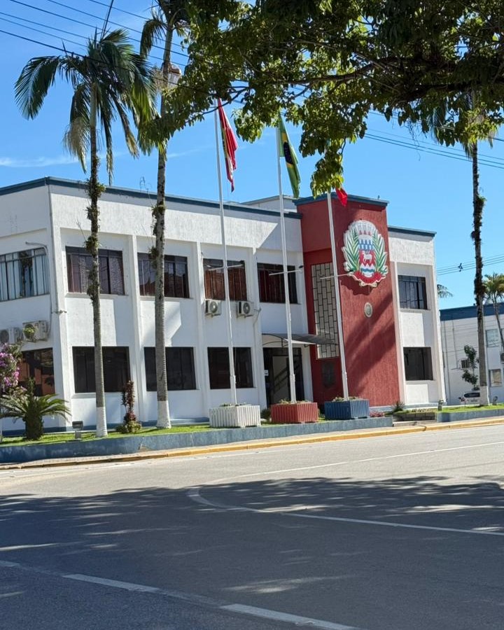 Prefeitura de São João Batista antecipa pagamento da primeira parcela do 13º salário